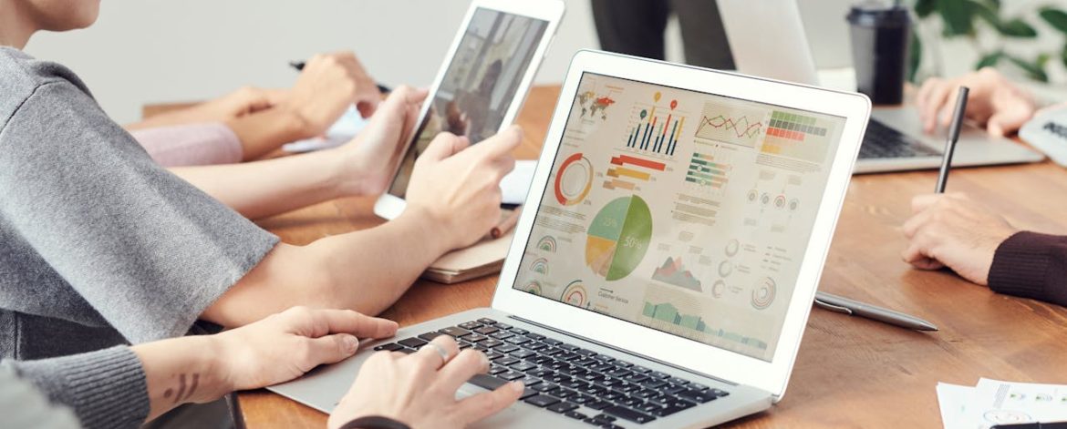 SWOT analysis techniques and leveraging in business strategy